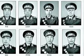 十大元帅戎装照隐藏秘密：八位元帅留下遗憾图片
