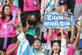 苏超观察|常州队比赛预约人数高达76万，世俱杯流量也没它高图片