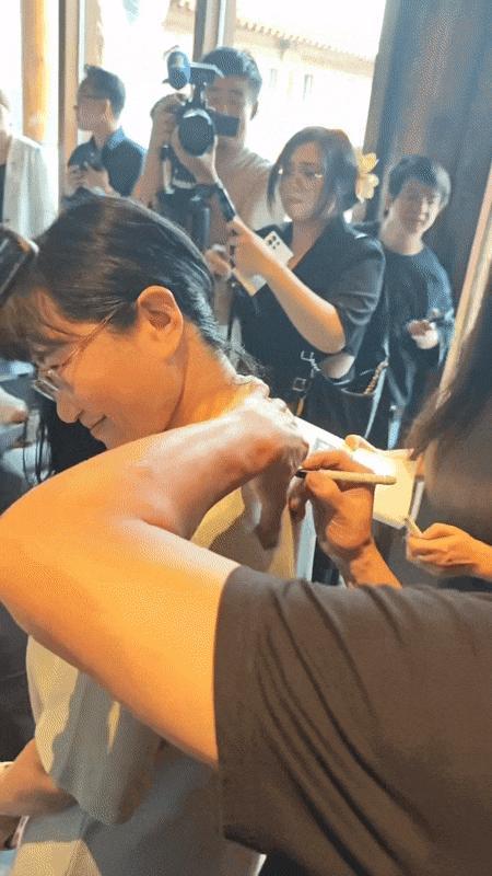 黄仁勋：希望我和数字分身一起变聪明