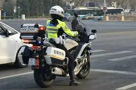 北京女铁骑，可不只是酷哦！图片