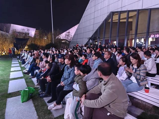 从武汉直奔长沙！不敢想今年呼和浩特会蹦出来多少“南朋友”