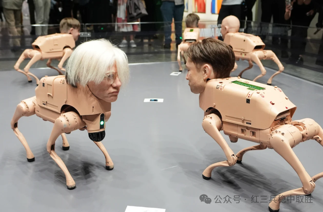马斯克人头机器狗，70万一只被抢空！网友：太诡异了，十个道士才能镇住！