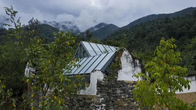 Wallpaper独家｜伙山村里一处让人“迷路”的酒店
