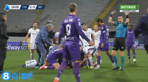 佛罗伦萨球员博韦突然倒地晕厥被送医 意天空：博维已可以自主呼吸，在医院恢复了知觉图片