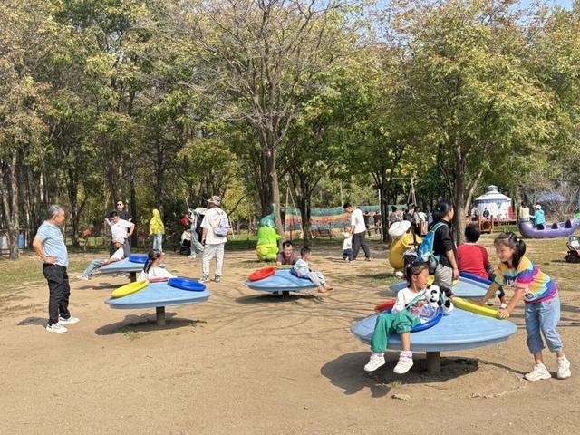天朗气清 秋意渐浓 一起出游吧→