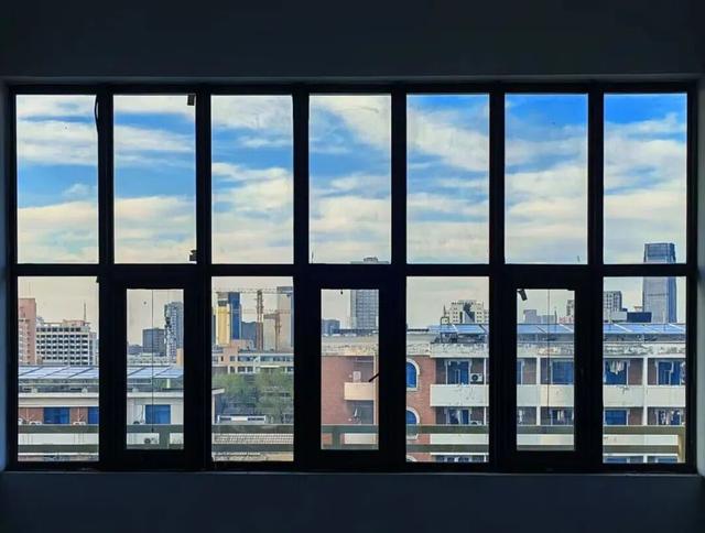 推开南开的窗，你会看到——