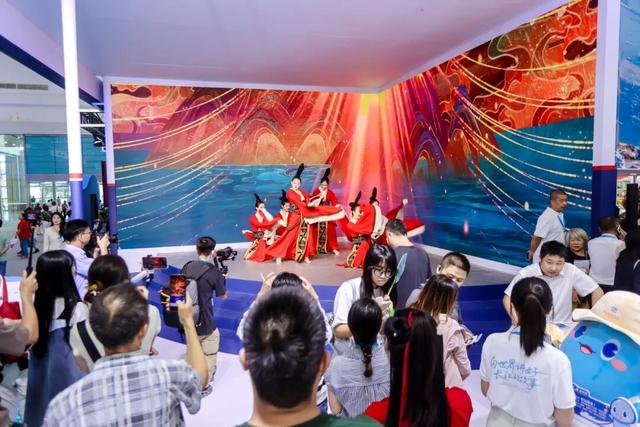 兴山和美昭君惊艳亮相2025中国文化旅游产业博览会