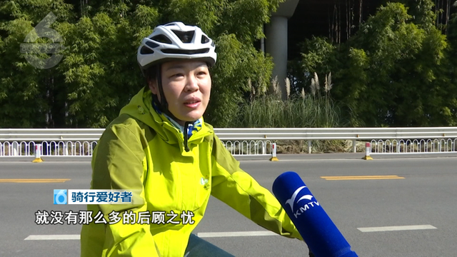 骑友点赞 高海辅路增设机非隔离栏