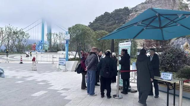 “横竖都是第一”这事，怎么能没银行人……