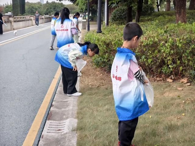 福小榕看城市丨十月解锁“红色爱国＋自然环保”双成长之旅