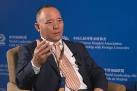 向松祚：粤港澳大湾区和全球其他几个大湾区相比，最大的不足是缺少原创性科学创新视频封面