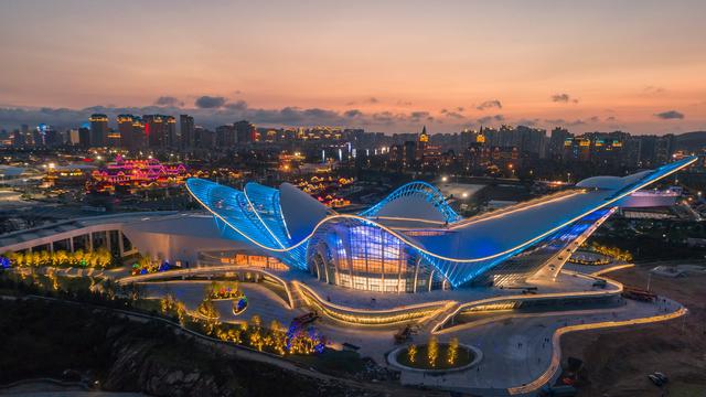 青岛西海岸新区启动“冬游西海岸”系列活动，推出千场文旅体验点亮冬日