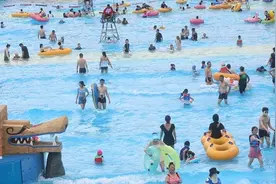 夏日游玩新体验：欢乐谷变身音乐潮玩地 玛雅水公园推出40余项水上体验图片