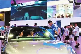 夏一平认错复盘 百度吉利兜底极越图片