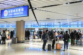 240小时过境免签效果显著 哈尔滨空港口岸外籍旅客增长145%图片