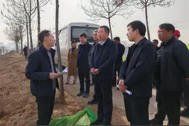 紧盯城建项目进展 延津县多部门“并联”行动为民生福祉添砖加瓦图片