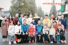 一个女人和她的38个孩子图片