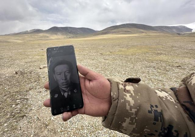 无人区纪行丨他永远在那儿，和他们一起在无人区筑起丰碑