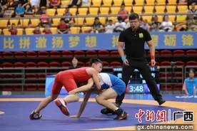 广西青少年摔跤冠军赛将在南宁举行图片