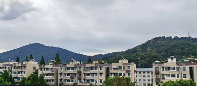 马鞍山，在江苏