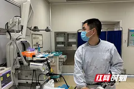 保健品使用不当也会胃出血 医生提醒吃药有讲究图片