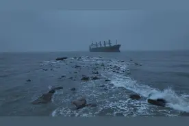 搁浅黄海的布鲁威斯号何以走红网络图片