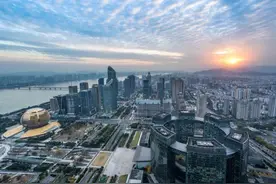 杭州拟出台政策发展智能机器人产业，支持机关事业单位等采用图片