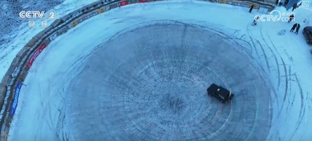 “冰雪+科考”“极寒躺冰” 特色玩法“上新”助力“冷”资源“热力全开”