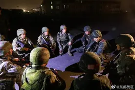 直击东部战区练兵备战现场：跨兵种联合作战演训图片