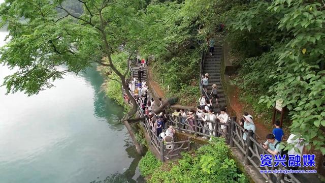 “人间仙境”引客来 赏景舒心两相宜