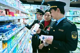 江西省于都县市场监管局开展冬季防冻防裂化妆品检查图片