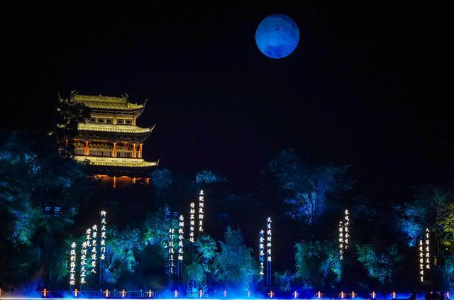 三场“幻境”，如何让岳阳从“路过”到“不可错过”？