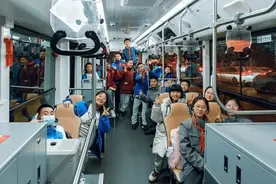家门口⇄校门口！成都公交将恢复、新开共154条通学定制专线图片