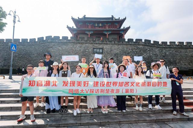 “这是活着的古城！”文旅大V跨越千年，探访襄阳古城、北街、管家巷
