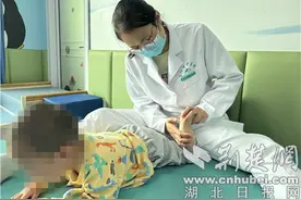 宝宝“芭蕾脚”走路 警惕肌张力过高图片