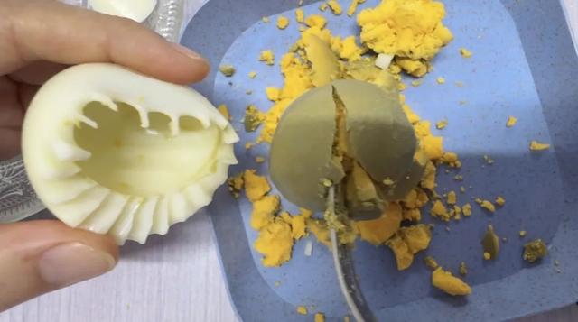 鸡蛋这么吃太过瘾了！简单几步做成“花篮”，仪式感十足！