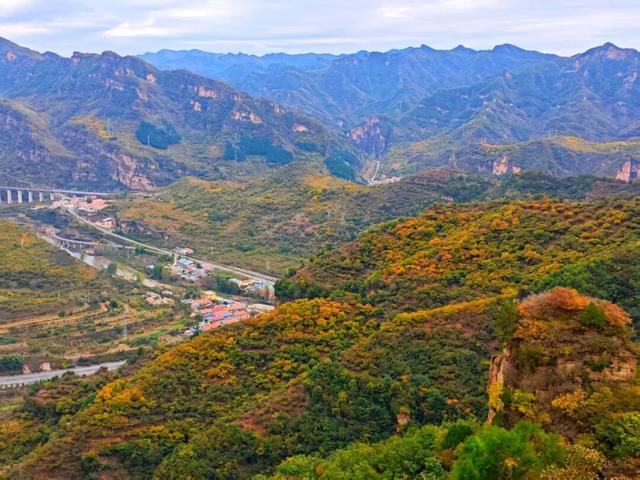 兴隆山秋景正当时｜2025“户外在河北 承德好山水”京津冀兴隆山徒步大会成功举办!