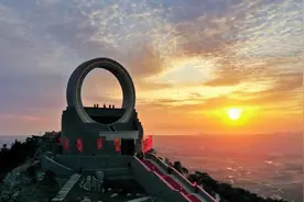 八天长假即将到来，日照东方太阳城各景区氛围浓厚、活动丰富图片