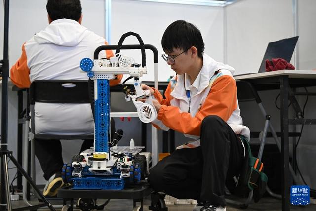 新职业故事丨新职业英才引领技能大赛“新风向”