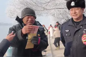 重庆游客与吉林大爷纠纷疑似反转，“地域黑”绝不可取！图片