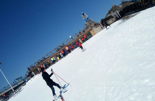 收下这份攻略！这个冬天去“浙”里的冰雪世界“嗖”一下