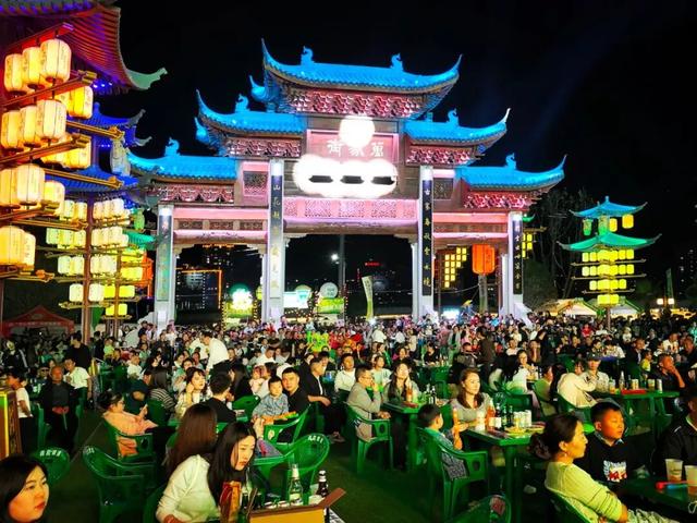 青岛啤酒×陇南风情！这个国庆，等你来举杯