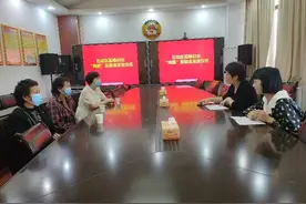 石龙区3名贫困“两癌”妇女每人收到救助金1万元图片