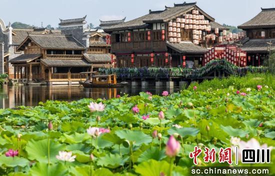 四川宜宾：建设国际旅游城市 打造“三地+三中心”