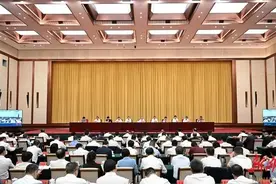 违规吃喝or正常交往，需厘清认知偏差图片