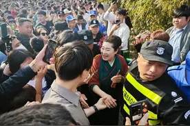爆火的“王婆说媒”背后：有人寻找爱情，有人寻找流量，“王婆”只求别“挖坑”图片