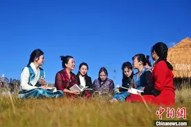 （身边的变化）书香甘南七年记图片