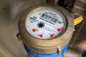 桂林一居民称自己独住，2个月水费竟高达一千多元，自来水公司回应图片