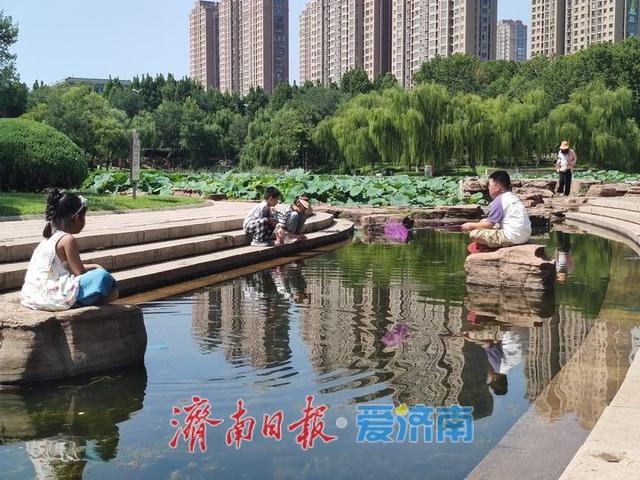 一年四季 泉在济南丨初秋济南天朗气清 市民户外乐享 “泉城秋韵”