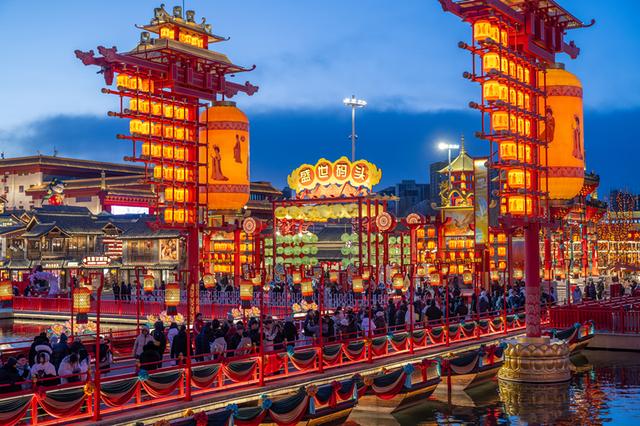 河头老街接待游客创新高